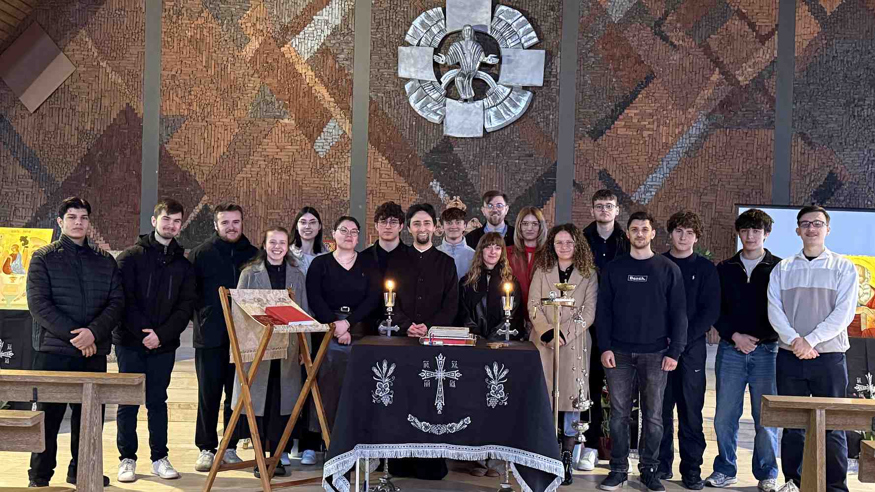Liturghia explicată pentru tineri